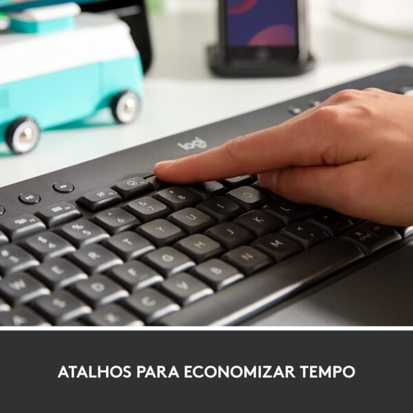 Teclado Sem Fio Logitech Signature K650 Com Apoio para as Mãos, Resistente a Derramamentos, Teclado Numérico, Conexão Bluetooth ou Receptor USB Logi Bolt e Layout US INTL- Grafite - Imagem 3