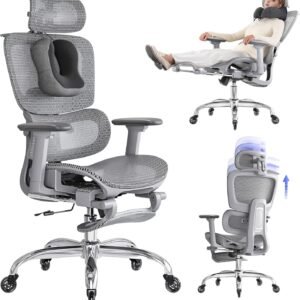 LarkLeaves Cadeira de Escritório com Descanso para os Pés, Cadeira Ergonômica com Travesseiro para Pescoço e Rodas de Borracha, Cadeira Gamer com Encosto Ajustável e Apoios de Braço 3D, Cinza