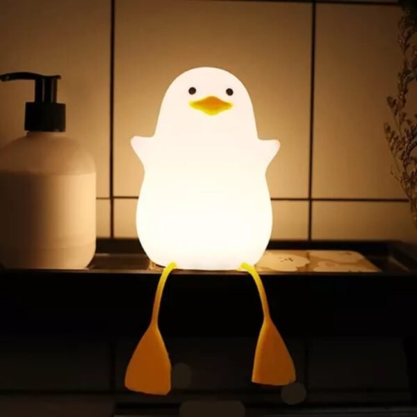 Luminária Abajur Led Noturna Infantil Patinho Fofo De Silicone Recarregável Usb Decoração De Mesa Com Sensor de Toque Luz - SHACK - Imagem 8