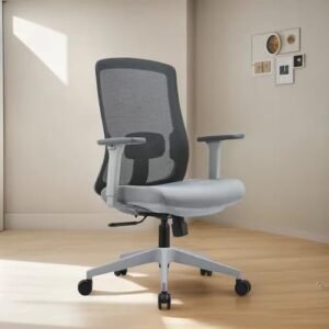 Cadeira de Escritório Diretor, BlumeOffice BLM189, Tela de Poliéster, Encosto Ergonômico, Regulagem de Altura, Braços Ajustáveis (Cinza/Cinza)